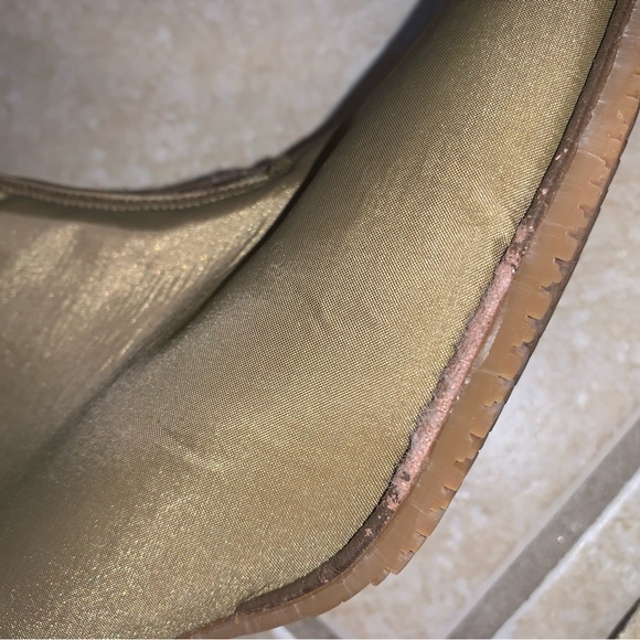 COBBIES satin Sherpa tassel boots women’s size 8.5 - Picture 8 of 16